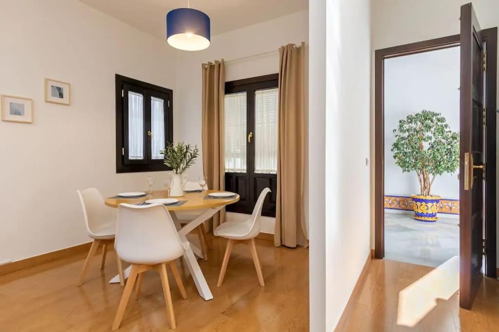 Jdcbi - Peaceful Lovely Apartment In City Center Seville Exterior photo